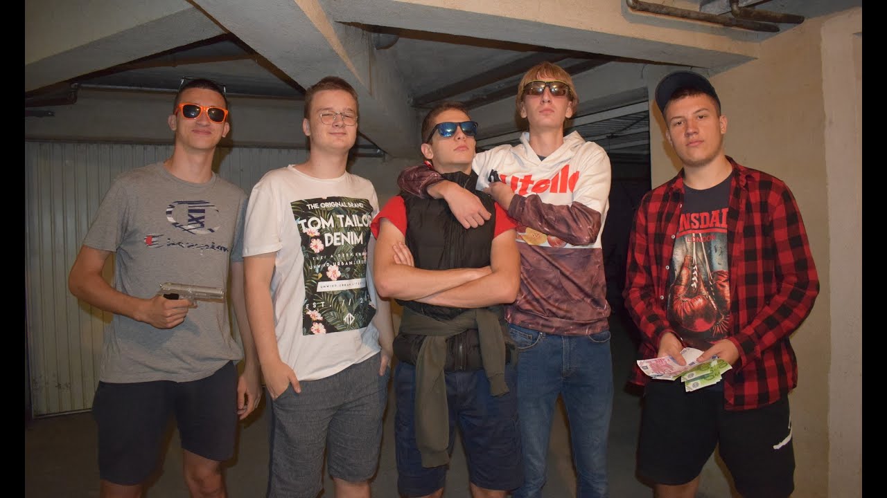 DOBOJSKA SKLADISTA - Kratki Film