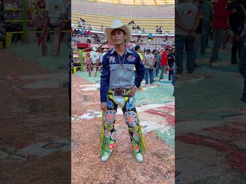 La Pura Uva 🍇 la Tuzita de san Jerónimo 🤠✅  #reelsvideoシ #bullrider #jaripeo