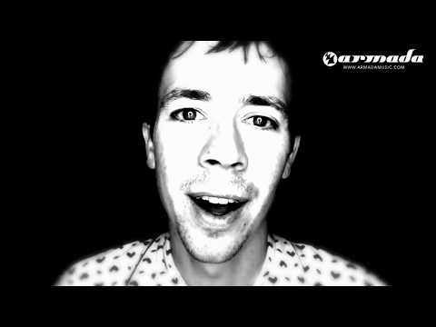 Andy Moor feat  Carrie Skipper -  She Moves Video HD