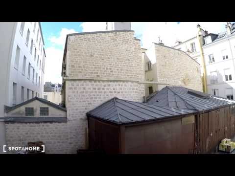 Stylish studio apartment for rent in the 10th arrondissement - Spotahome (ref 125590)