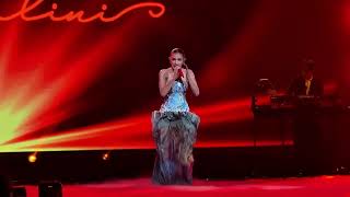 Download lagu Batasi Rasa - Mahalini at Result and Reunion Indonesian Idol XIV mp3