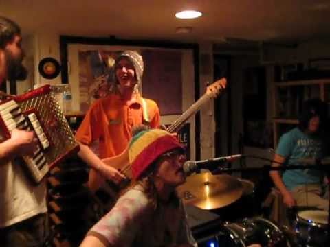 I Stubbed My Toe- The Melon Farmers (ACOUSTIC)