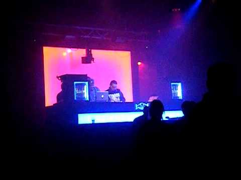 Noisefucker vs RDZ @ Noisekick's Ontbindingsdrang