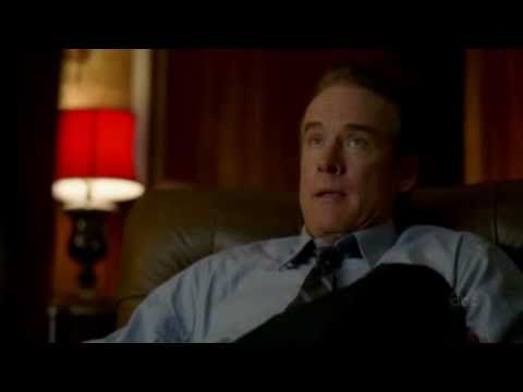 LOST: Young Jack and his Father (1x05 White Rabbit)