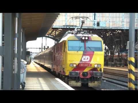 ČD 151.001 - EuroCity/InterCity na čele Ex 149 Hukvaldy - Praha hlavní nádraží