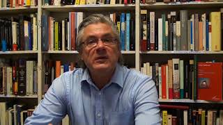 PARIS ENTRE DEUX EAUX <br> Adrian Mallinson