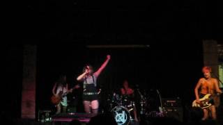 Doll Skin - Puncha Nazi (live)