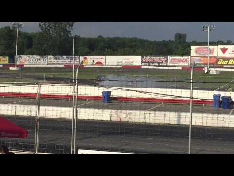 Kevin Morin vs Francis Tassé Formula Drift Canada Autodrome St-Eustache #Contact #Spinout