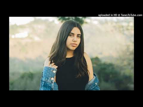 The J Lounge Interviews Singer/Influencer Kaylee Lauren