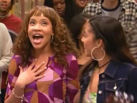 Taina sings "Gonna Be a Star" (from "Taina" - 2001)