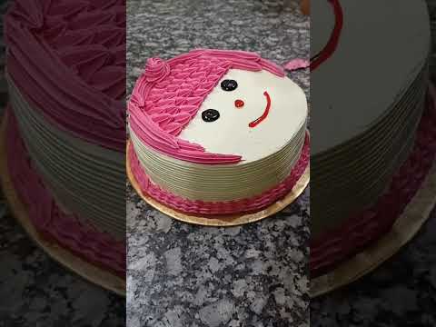 ek chhoti si bacche ke liye pyara cake bnaye h aaplog ko pasand ayega 😘😘shorts#viral