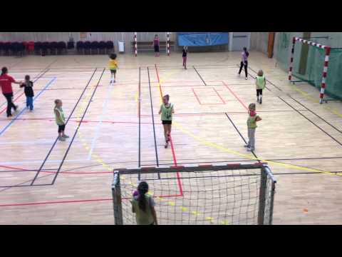 Dellies andra handbollsträning hos BK Heid