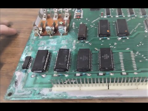 Repairing REALLY BAD Battery Damage on a Williams Pinball Machine MPU
