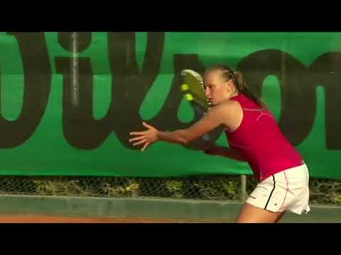 SERVIZIO SU INTERNAZIONALI DI TENNIS A SAN SEVERO, VINCE LA GRECA PAPAMICHAIL