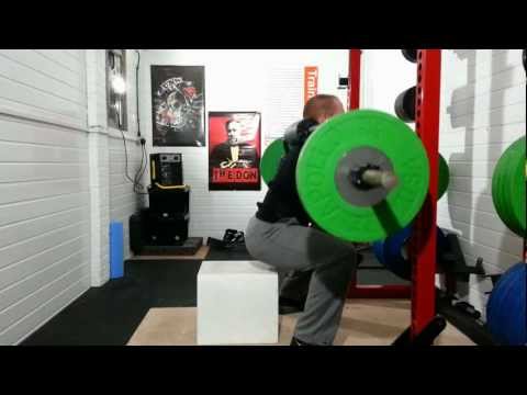 30.01.2013 - Safety Bar Squats