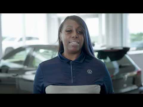 Service Advisor Andrea Isaac