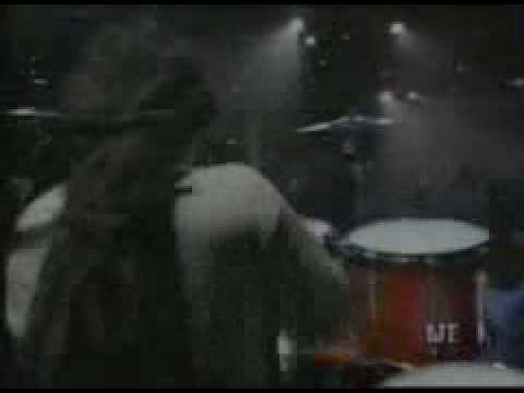 Faith No More - Digging the grave (live on Jon Stewart show)