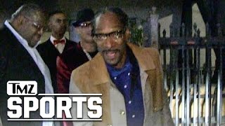 Snoop Dogg Teases TMZ Photog With &#39;Deez Nutz!&#39; | TMZ Sports