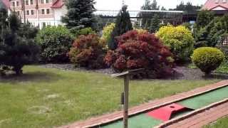 preview picture of video 'Mini golf Rubbens & Monet hotel Torun'