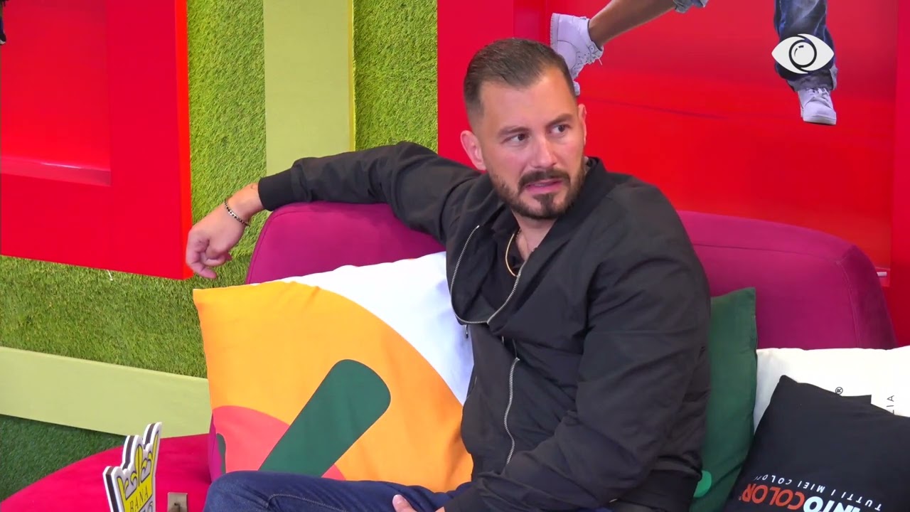 “A e ke Veshaj mbiemrin?”/ Romeo- Gracianos: Provokator i tmerrshëm