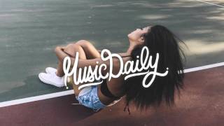 Hoodie Allen - Champagne And Pools (ft. Blackbear & KYLE)