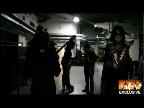 KISSonline EXCLUSIVE: Backstage with KISS