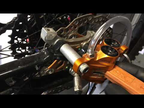 Hope brakes tech 3 bleed