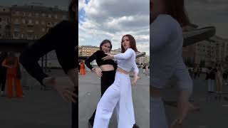 Download lagu Red Velvet (Irene & Seulgi) - Naughty #kpop #dance #inpublic #naughty #redvelvet #irene #seulgi mp3