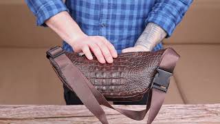 Модная поясная сумка из натуральной кожи с фактурой под крокодила 21298 Vintage коричневая