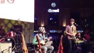 My Ukulele The stone wolf Band