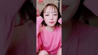 女子大生　ずっとちら