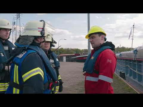 HGK Shipping GmbH — Leckabwehr-Übung in Datteln / Leak defence exercise