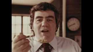 1970&#39;s Grape Nuts Commercial with Jimmy Breslin