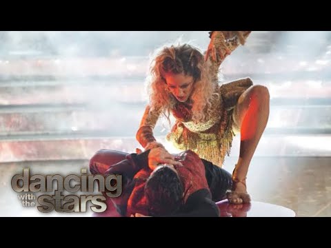 Lindsey Stirling and Mark's Samba (Week 08) - Dancing with the Stars Season 25!