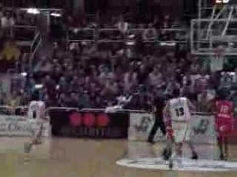 08 13-10-07 Gent-BCO - Petrovic, the boooooooooooomba.mpg