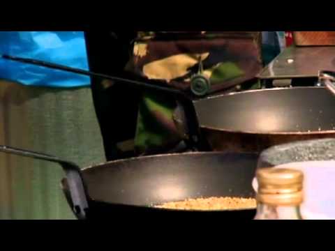 Gordon Ramsay prepares a spicy beef curry for the Royal Marines - The F Word
