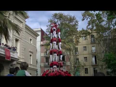 Castellers de Barcelona: 4d9f Festa Major del Clot-Camp de l'Arpa 13/11/2016