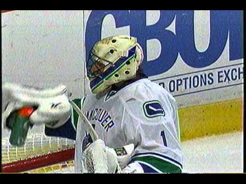 Vancouver at Chicago [ October 20th, 2010 ] Viktor Stalberg Scores