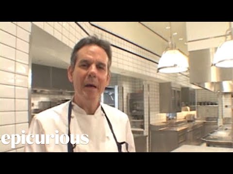 Thomas Keller Gives a Tour of Per Se's Kitchen