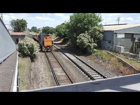 Long End Leading NR class locomotives