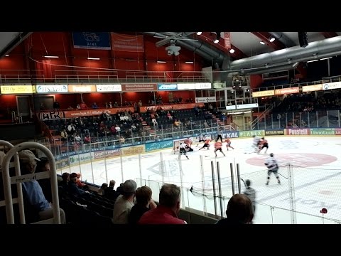 HPK-Ässät 25.8.2016.Kiilholma hassaa avopaikan tolppaan.