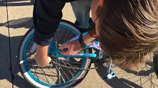 How to put a chain back on a kids bike