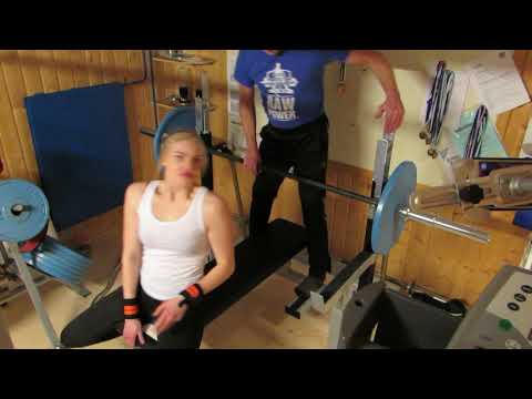 Suvi-Maaria (16 years) lifting bench press 65kg 3times