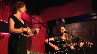 Folk Uke Folk Uke Shit Makes the Flowers Grow