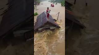 Download lagu Suasana terjebak saat banjir bandang#s mp3 Download lagu Suasana terjebak saat banjir bandang#s mp3