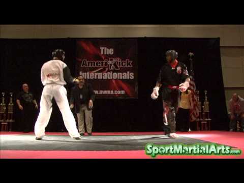 Ross Levine vs. Jason Bourelly - Men's Fighting Championship - Amerikick Internationals 2011