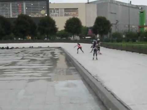 JULI TAMBIEN PATINA EN BOGOTA ... CELEBRANDO MIS CUMPLE MI MEJOR REGALO