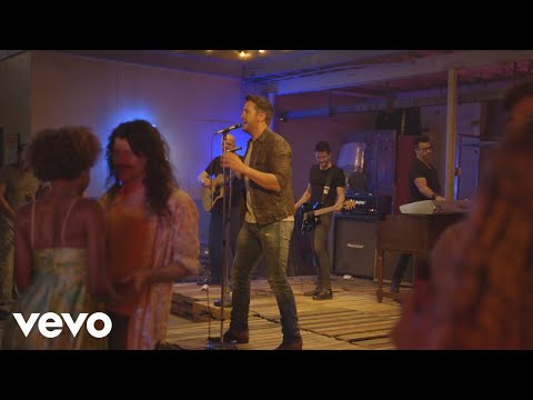 Thumbnail for Luke Bryan - Knockin' Boots (Behind The Scenes) by Luke Bryan