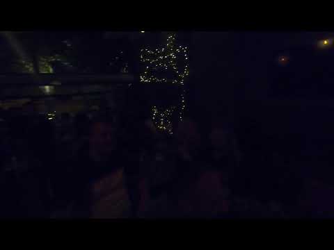 Ana Vuletić i Denis #anavuletić - Da je sladje zaspati (live cover) #anaidenis