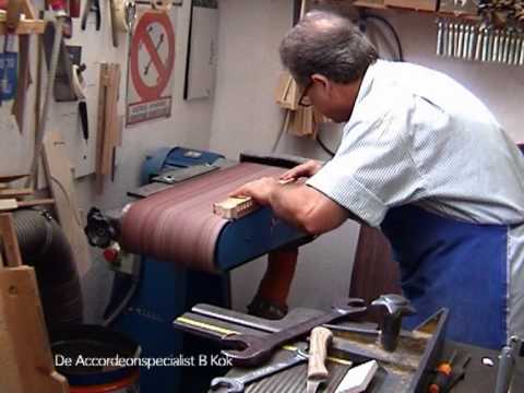 Bezoek aan de Serenellinifabriek in Loreto, Italië